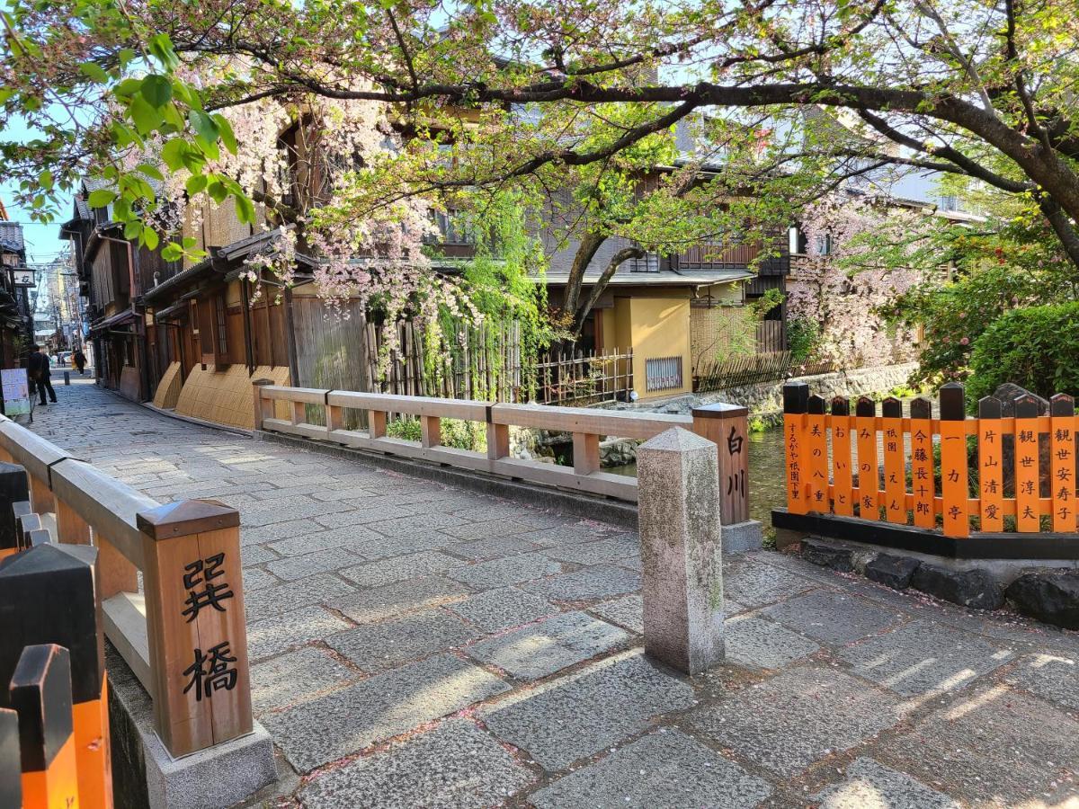 Ibis Styles Kyoto Shijo Hotel Exterior photo