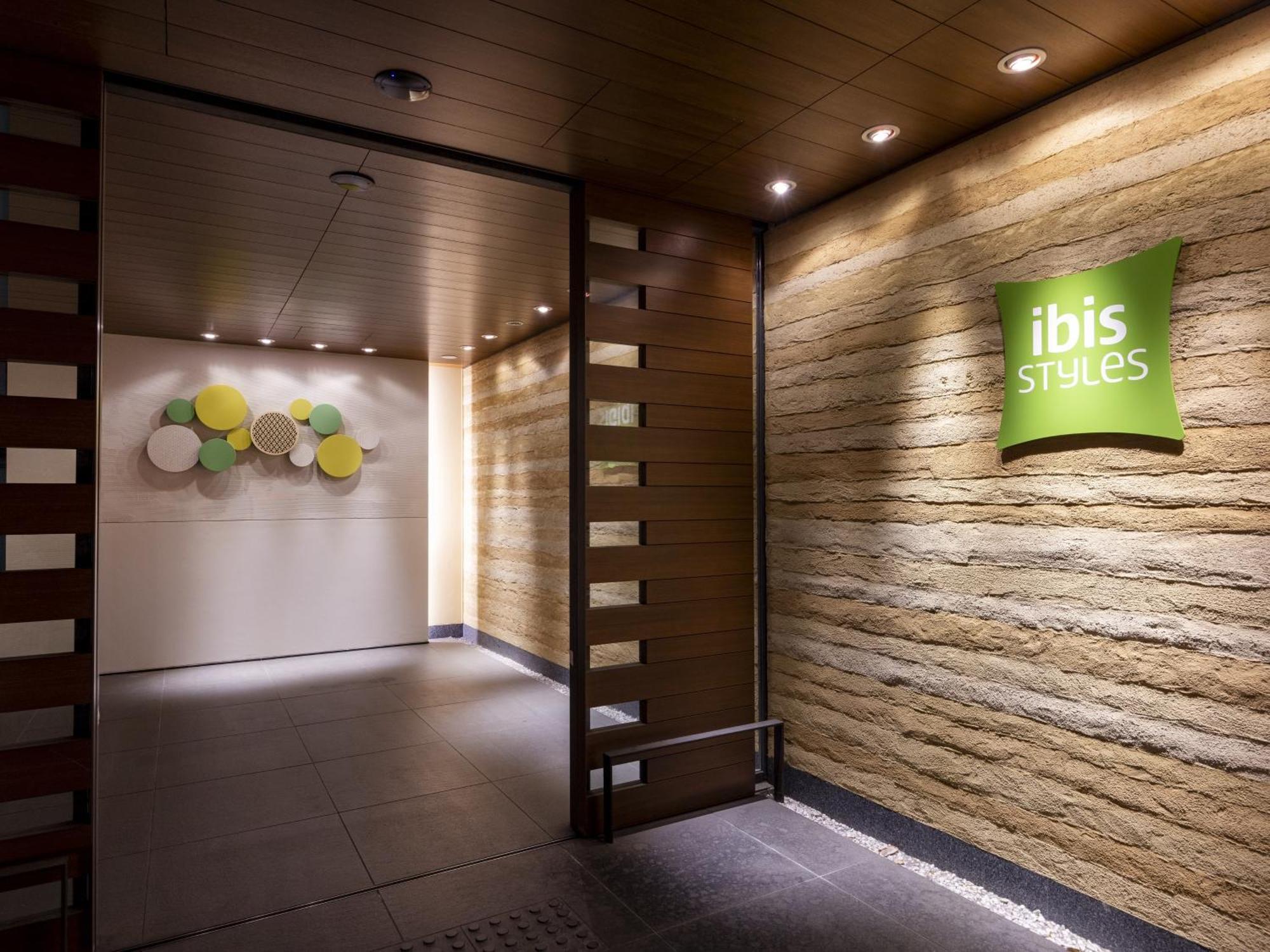 Ibis Styles Kyoto Shijo Hotel Exterior photo